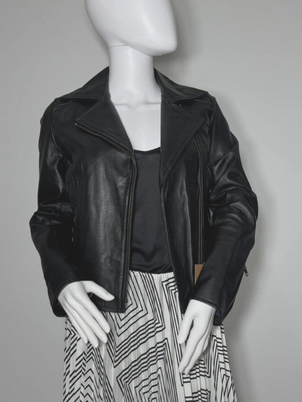 NEW Genuine Leather Jacket Women Short Motorcycle Soft Lambskin Black ~ Size XS